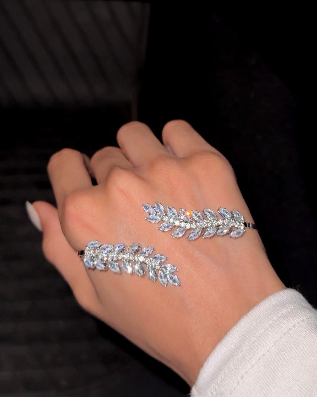 Wedding Day Hand Jewellery