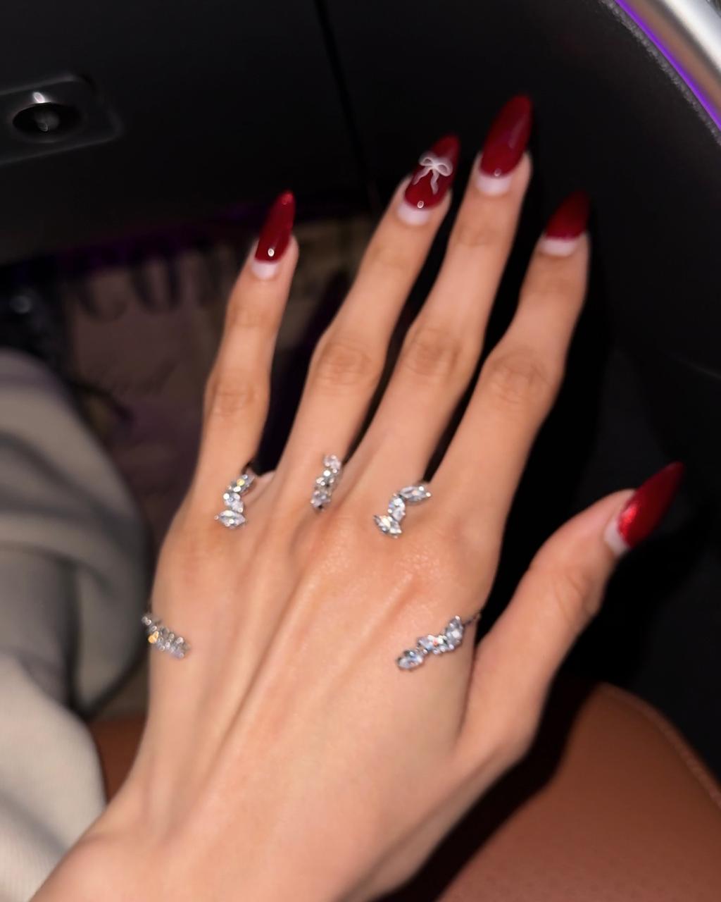 Sparkly Obsession Hand Jewellery