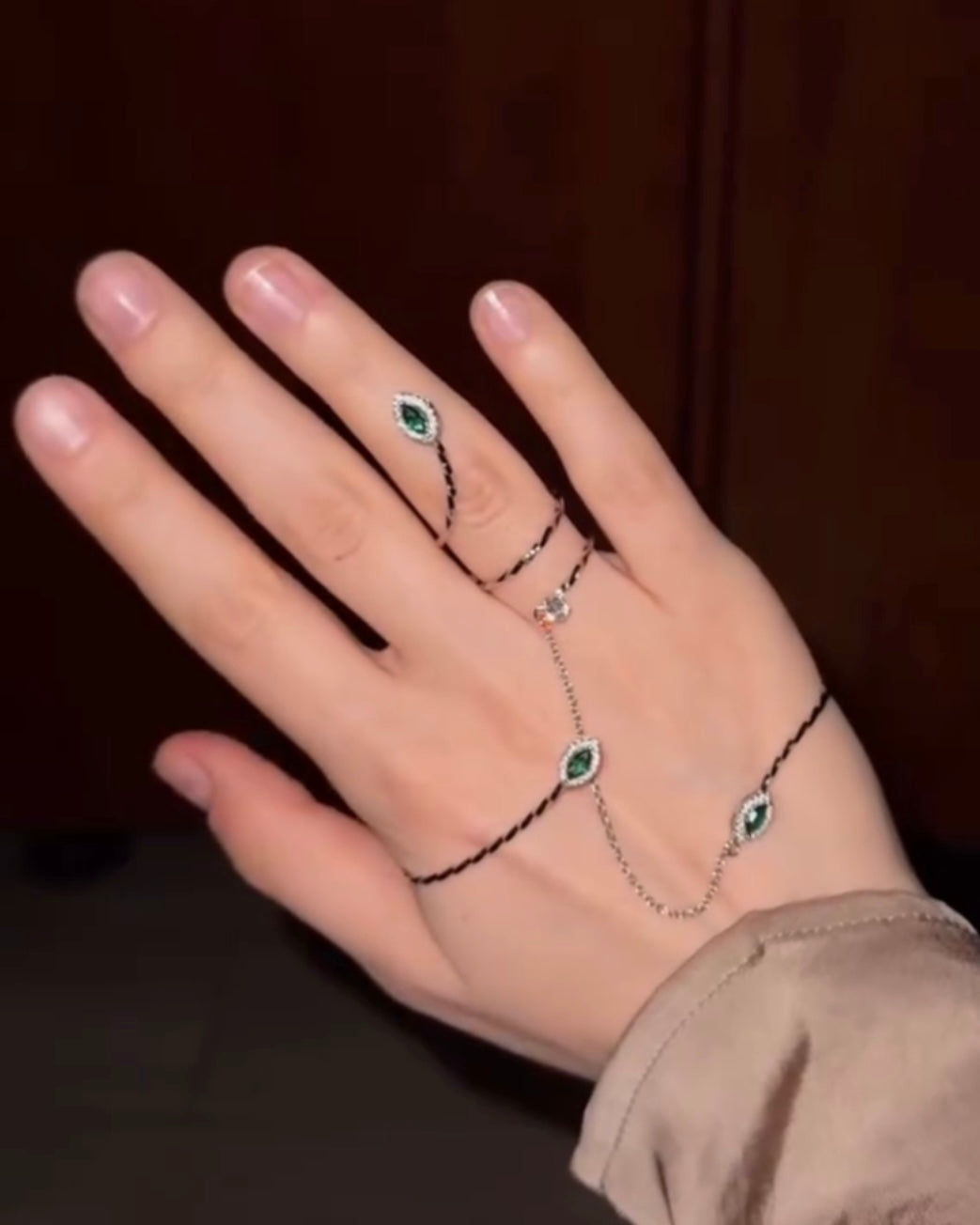 Emerald Show Stopper Hand Jewellery