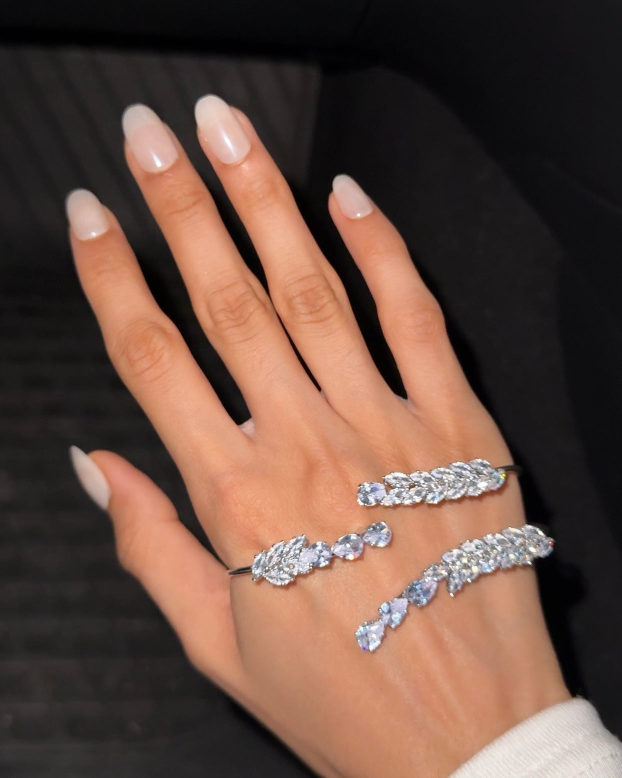 Love-struck Rhinestone Hand Jewellery