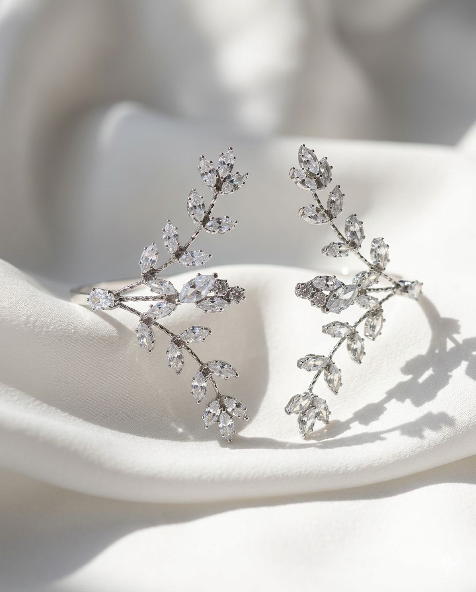 Seraphae Rhinestone Hand Jewellery
