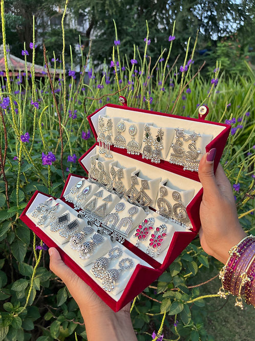 16 PCS OXIDISED JHUMKAS + RED CREAM BOX