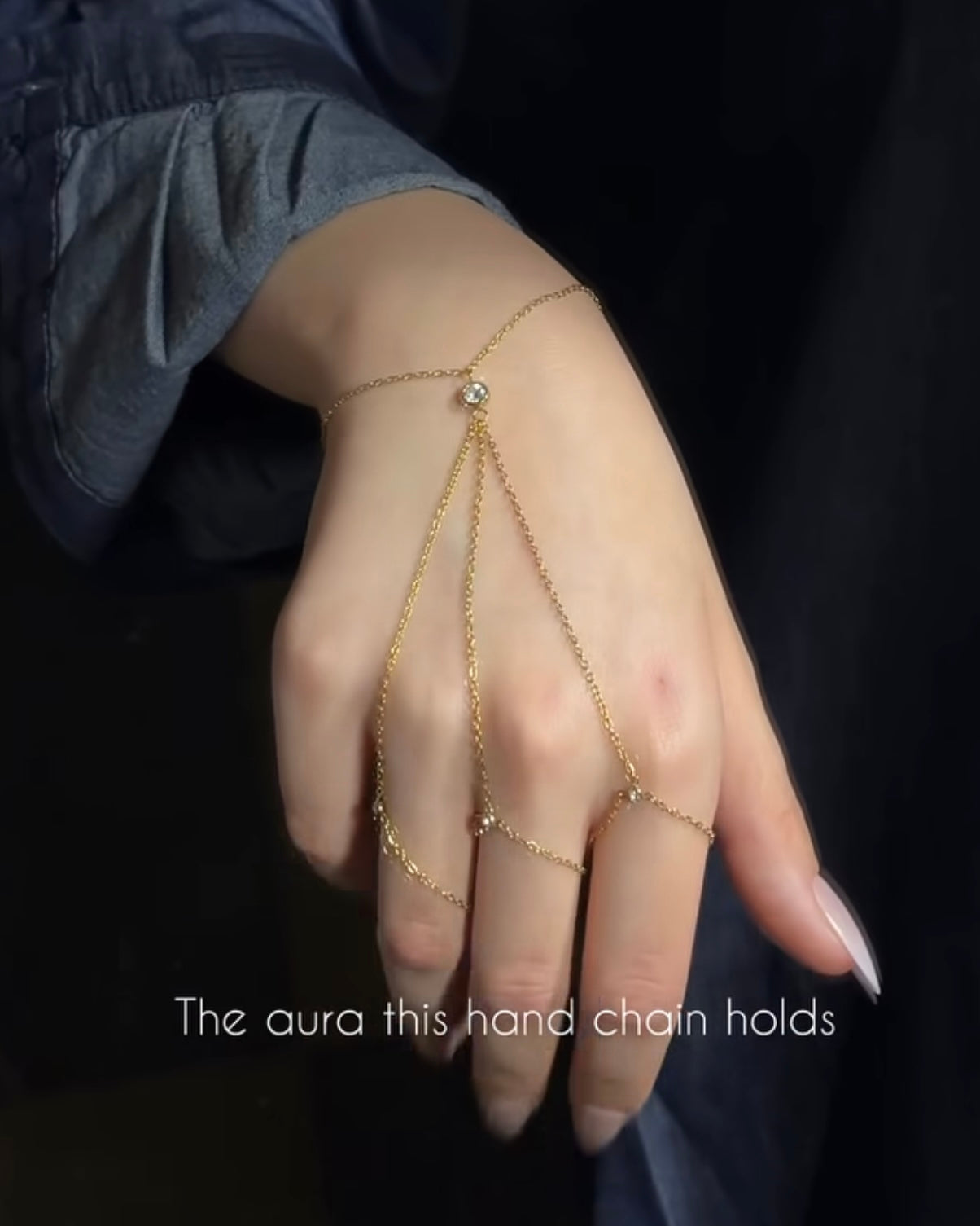 Soft Sparkle Era Hand Chain