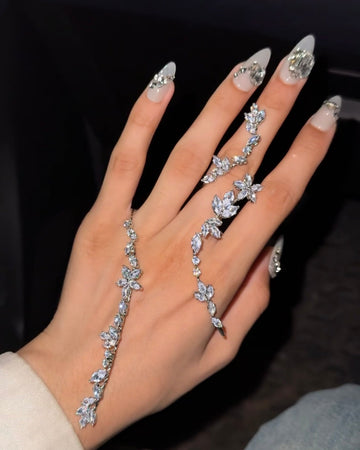 Moondust Sparkle Hand Jewellery