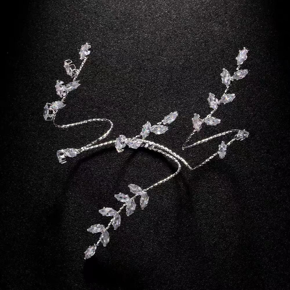 Leafy Luster Luxe Hand Jewellery