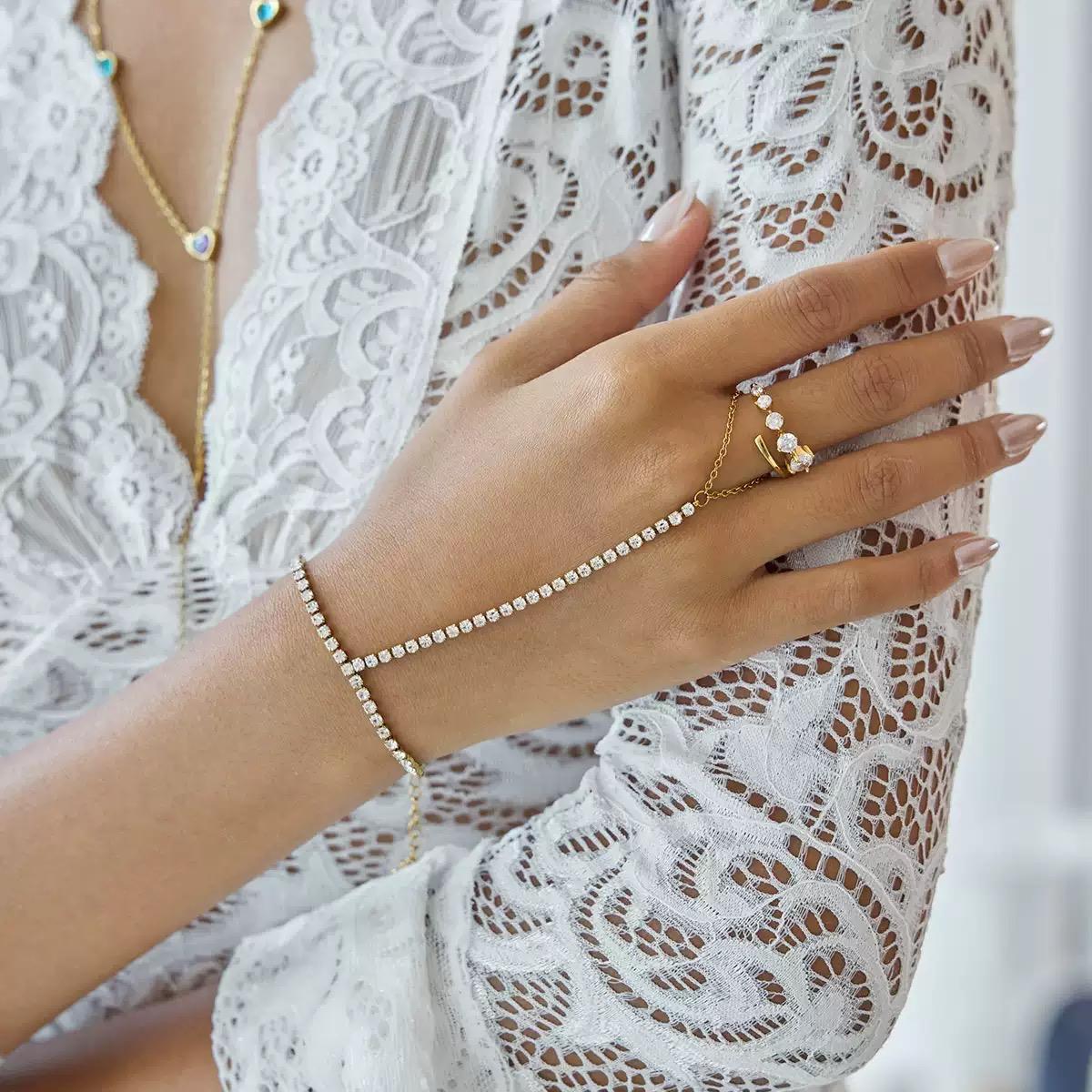 Rhinestone Moment! Hand Chain