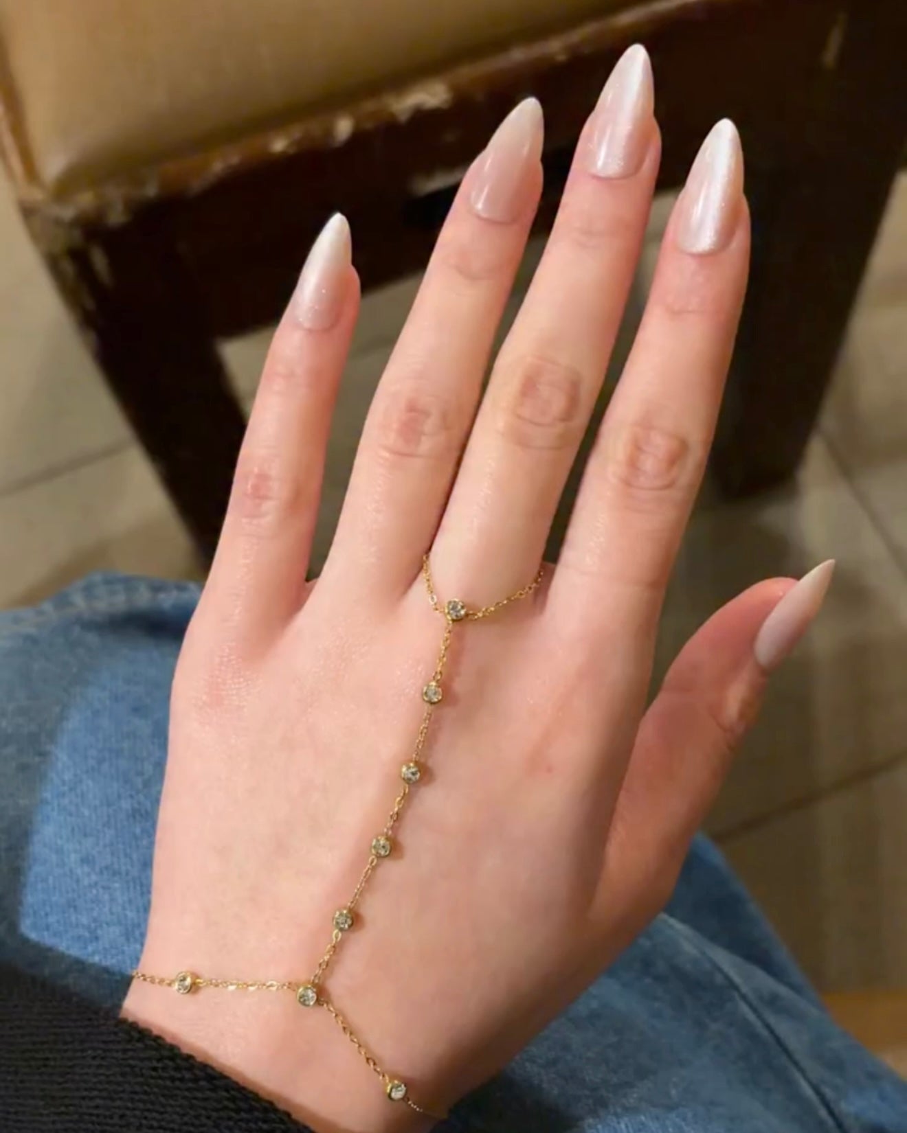 You “glow” Girl! Hand Chain