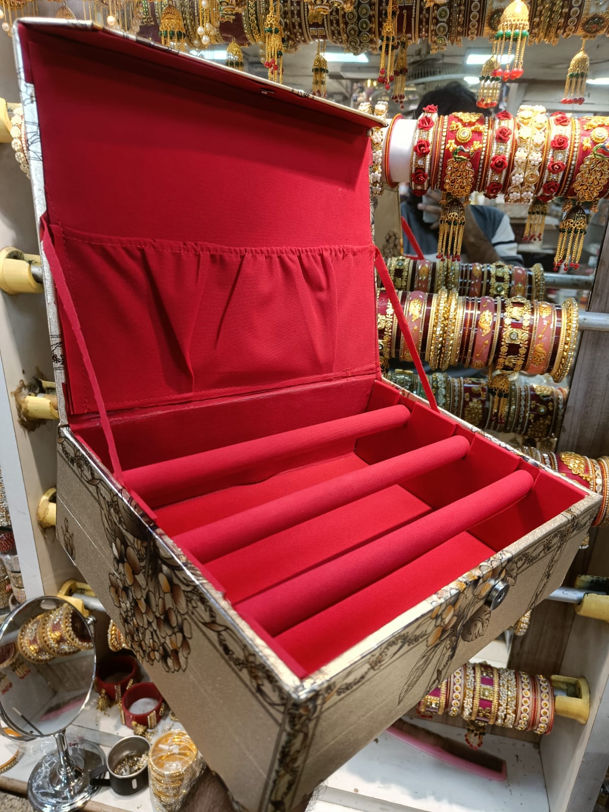 Bangles box