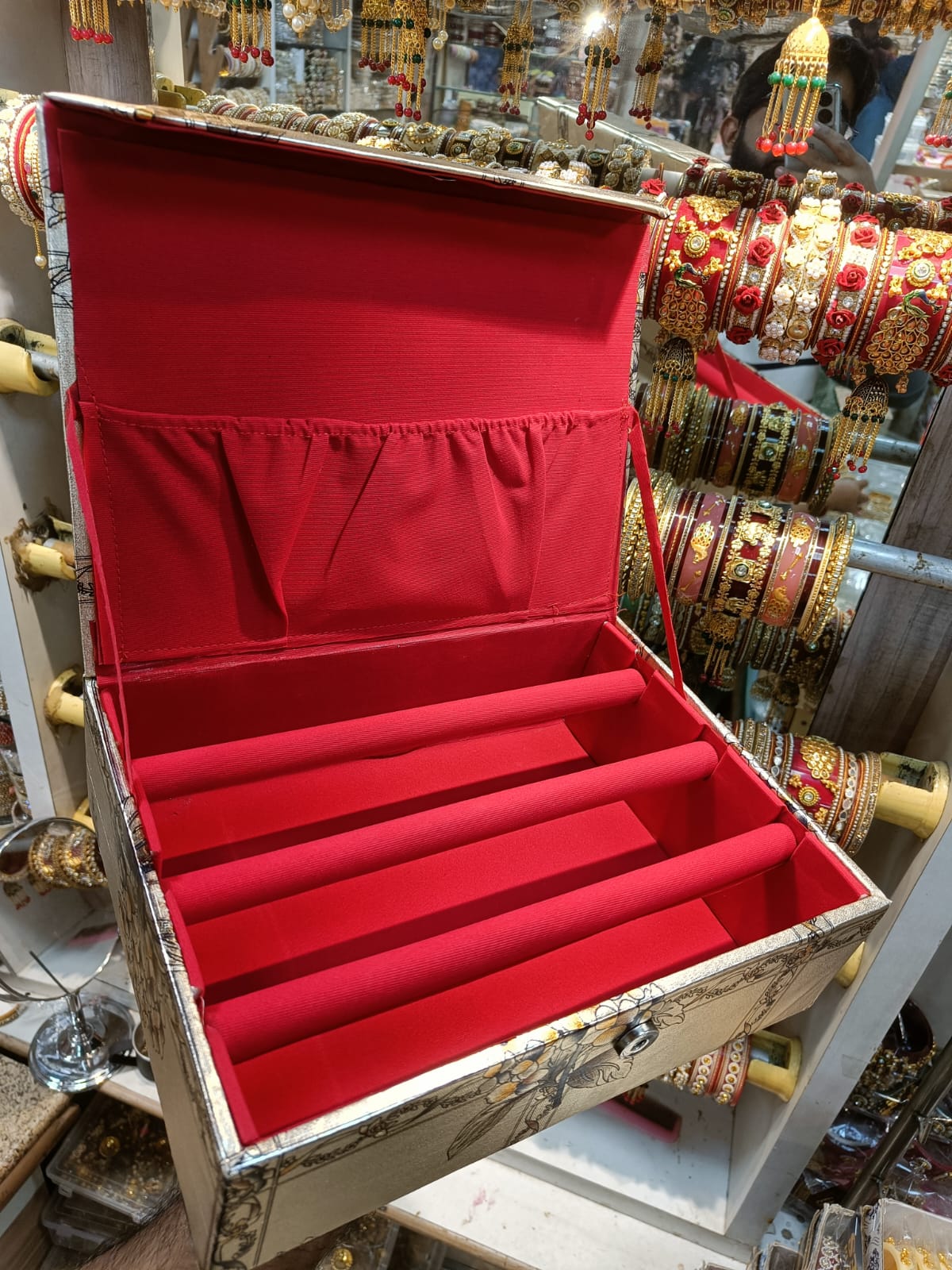 Bangles box