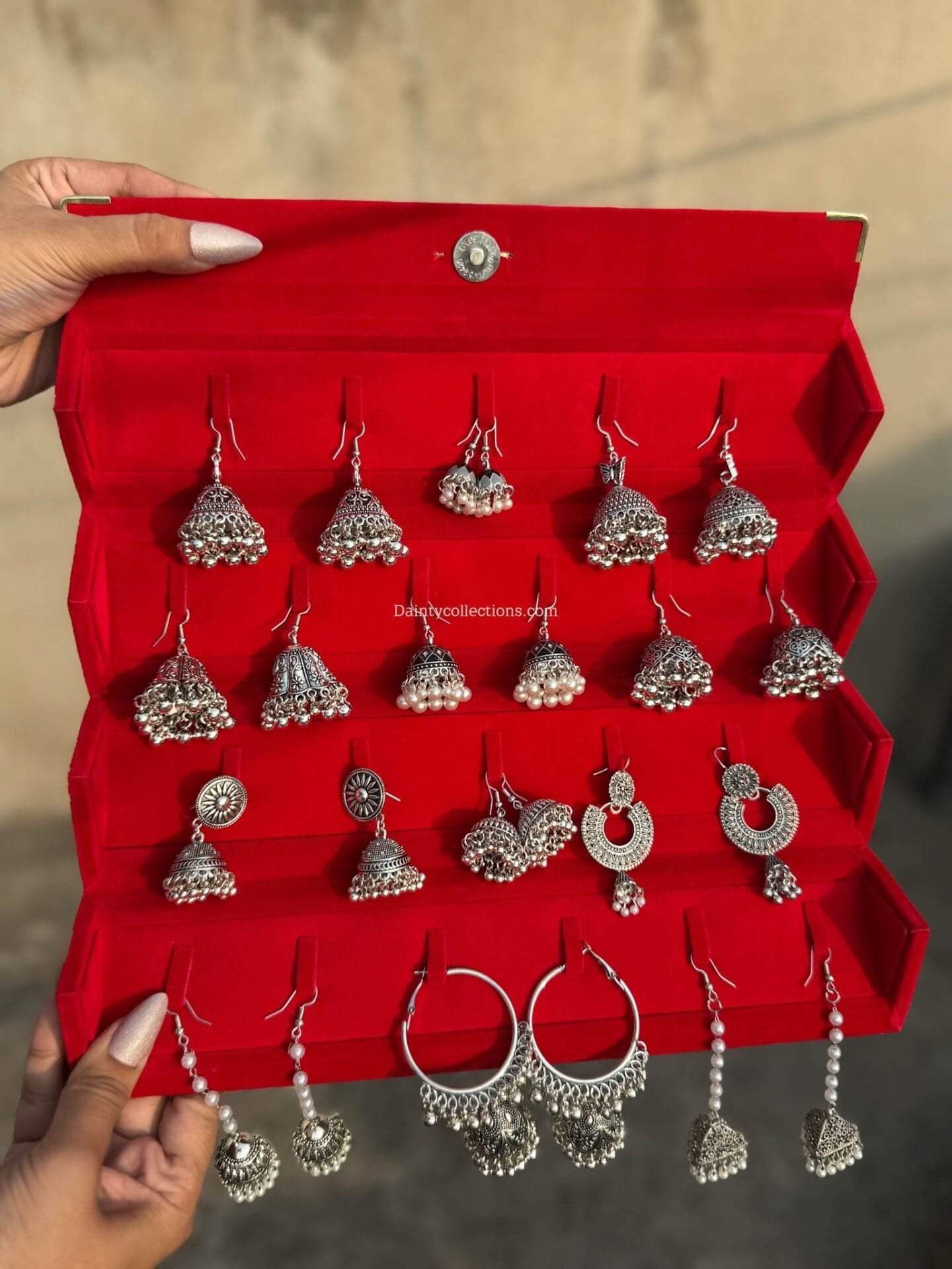 Red jhumki box WITHOUT jhumki