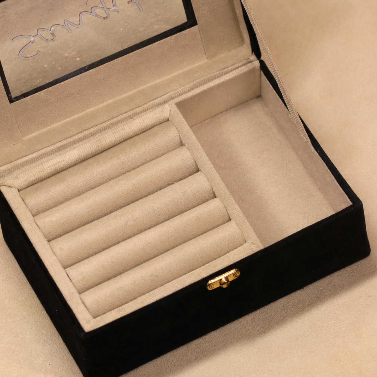 Personalized Jewellery Organizer