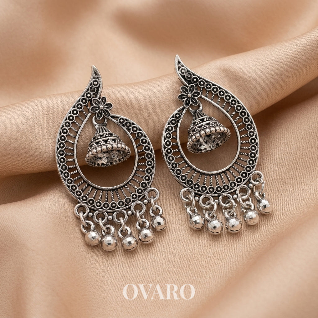 Kiara Earrings Gift Box